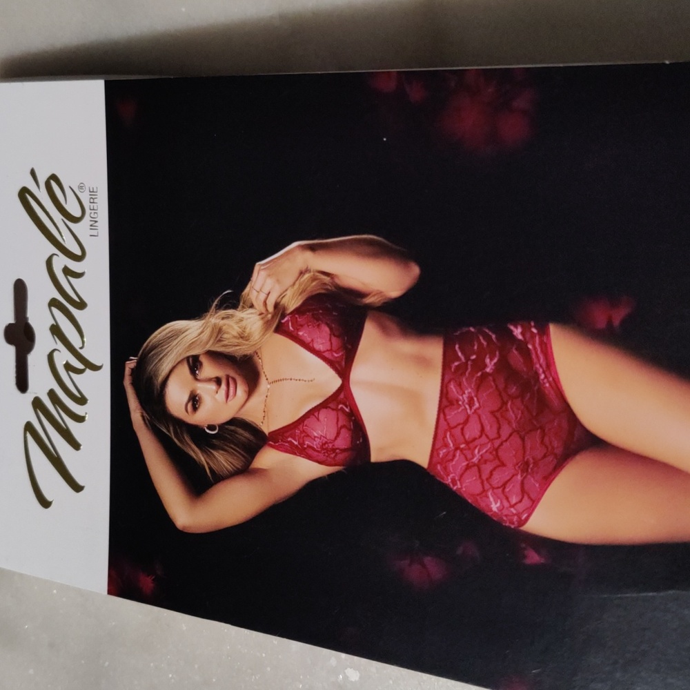 Two piece lingerie set